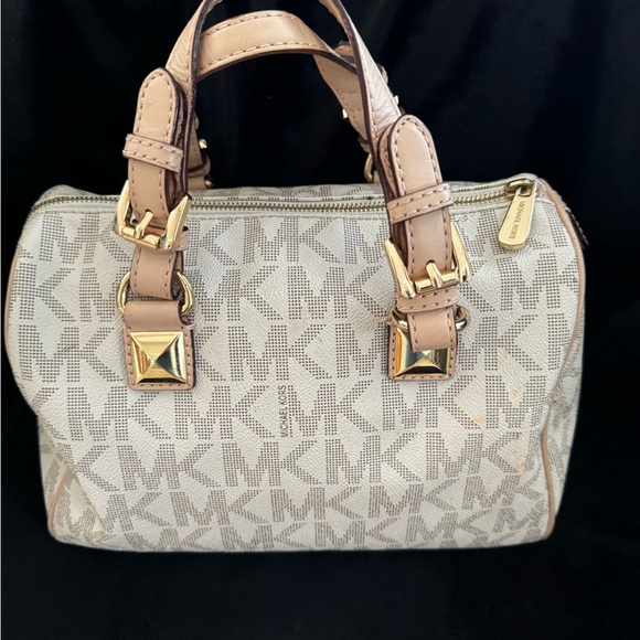 Michael Kors Large Double Handle Satchel, Monogram, Wristlet & Dust Bag Included - Picture 2 of 12